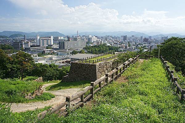 800px-Tottori_castle08_1920.jpg