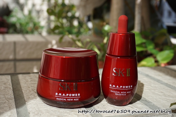 SK-II R.N.A.超肌能緊緻系列.jpg
