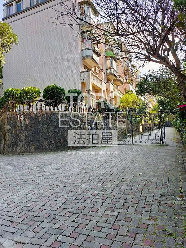 3 25法拍屋 新北市汐止區忠三街14巷21號3 4樓 瓏山林 上疊別墅 子母車位 大增建 凶宅 拍定819萬 2標 Toroestate鑫創法拍屋 新泰塭仔圳土地開發
