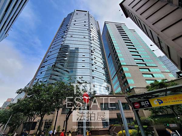4 28拍屋 1拍 台北市信義區信義路四段458號16樓 世紀金融廣場大樓 一層兩戶 商業大樓 3車位 信義計畫區 A級商辦 拍定17549萬 1標 Toroestate鑫創法拍屋 新泰塭仔圳土地開發