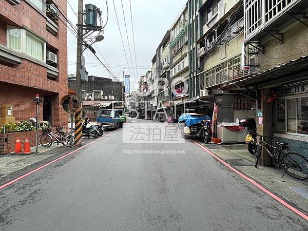 LINE_ALBUM_新店區寶元路二段44號3樓_230210_1