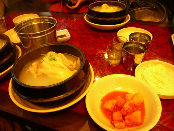 韓國蔘雞湯
