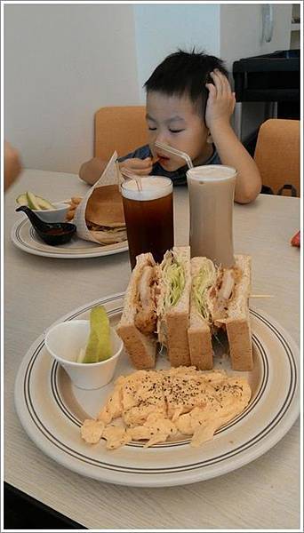 桑妮5.jpg 桑妮5.jpg