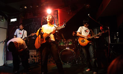f-09-097-pic_47095694.jpg f-09-097-pic_47095694.jpg
