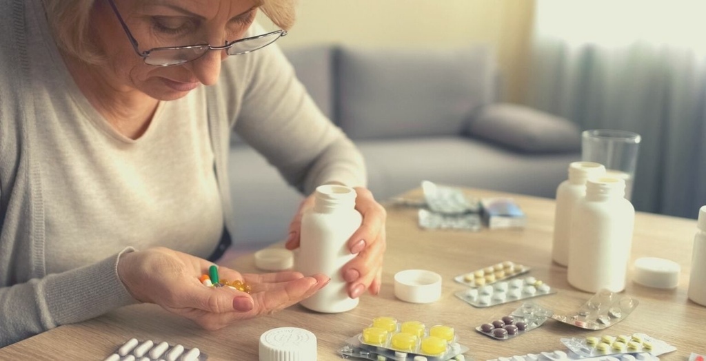 吃西藥很傷胃，為什麼醫師沒開胃藥給我？