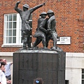 倫敦大火所設的紀念雕像。