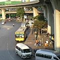 Victory Monument旁邊的公車站