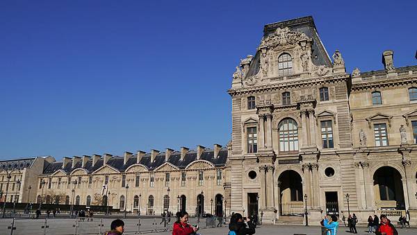 049.jpg 049.jpg