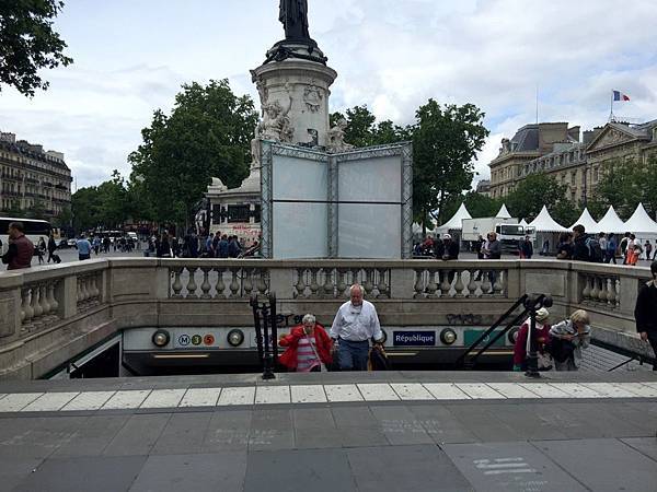 20150528_iPhone_Pere_Lachaise_098.jpg