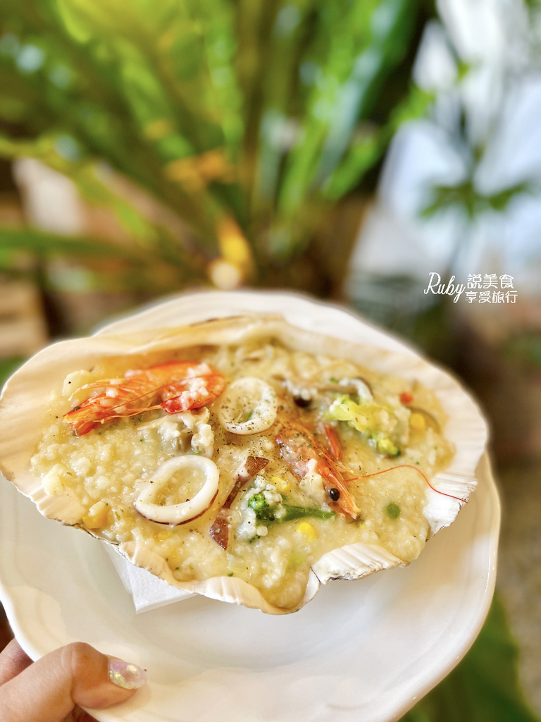 【新北三芝咖啡廳】巴埕咖啡-軍營改造結合露營風格，貝殼當餐盤餐點創意美味且大份量-近興華鐵馬驛站(附菜單)