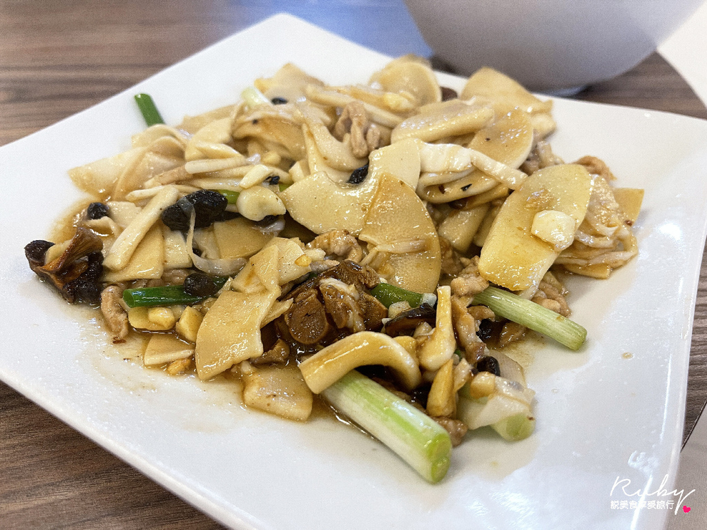 IMG_1611.jpg IMG_1611.jpg