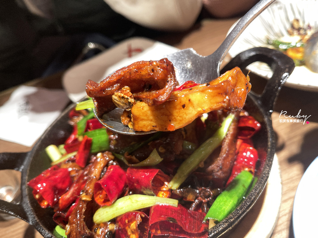 【台北信義區美食】開飯川食堂-微風南山店,甲奔囉 創意香麻 【台北信義區美食】開飯川食堂-微風南山店,甲奔囉 創意香麻