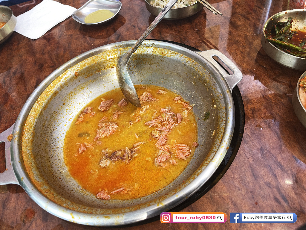 【台北中山區美食】UNCLE-K 排骨火鍋店，馬鈴薯燉排骨鍋排骨一咬化開，韓式料理最道地的吃法，不愧是韓國人開的餐廳｜Ruby說美食享受旅行(@tour_ruby530)