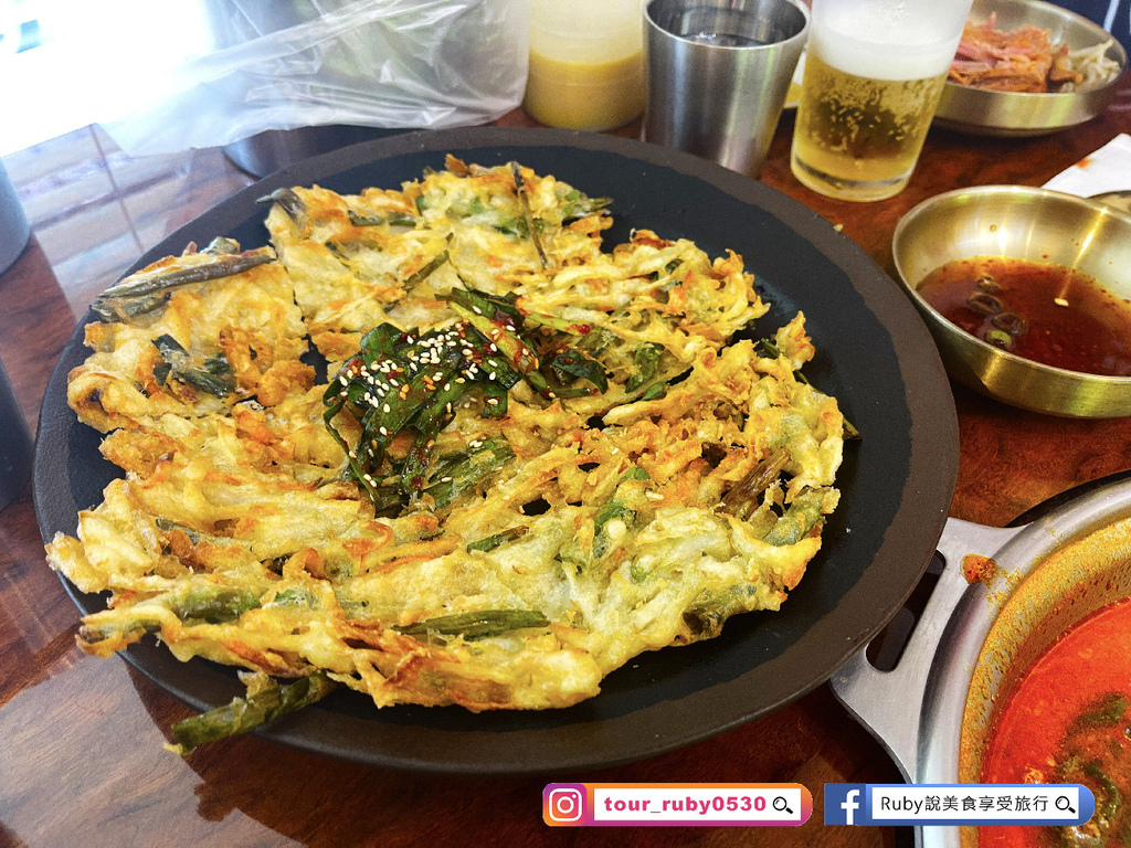 【台北中山區美食】UNCLE-K 排骨火鍋店，馬鈴薯燉排骨鍋排骨一咬化開，韓式料理最道地的吃法，不愧是韓國人開的餐廳｜Ruby說美食享受旅行(@tour_ruby530)