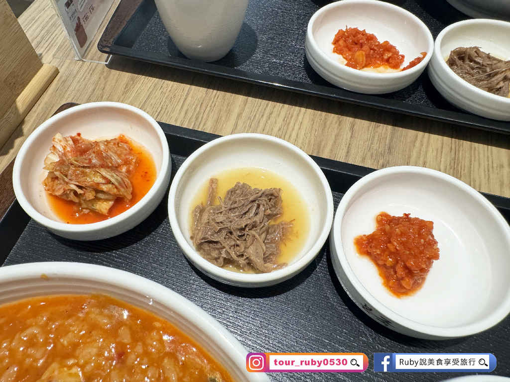 【台北美食】本粥Bonjuk附菜單,台灣首店韓國傳統的養生粥 【台北美食】本粥Bonjuk附菜單,台灣首店韓國傳統的養生粥
