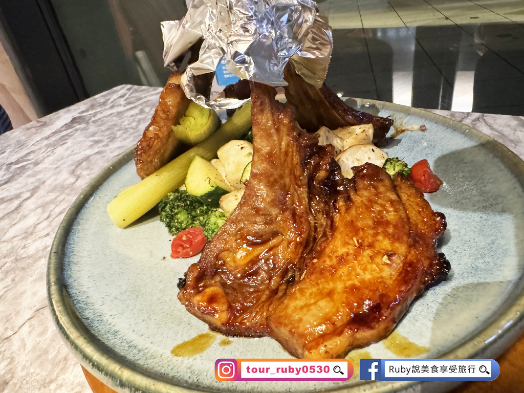 【信義區美食】成真咖啡-松菸店，餐點健康份量十足，舒芙蕾現點