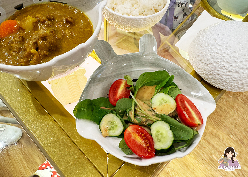 【南港龍貓咖啡廳】悠悠龍貓咖啡 -全台第一間龍貓互動餐廳,