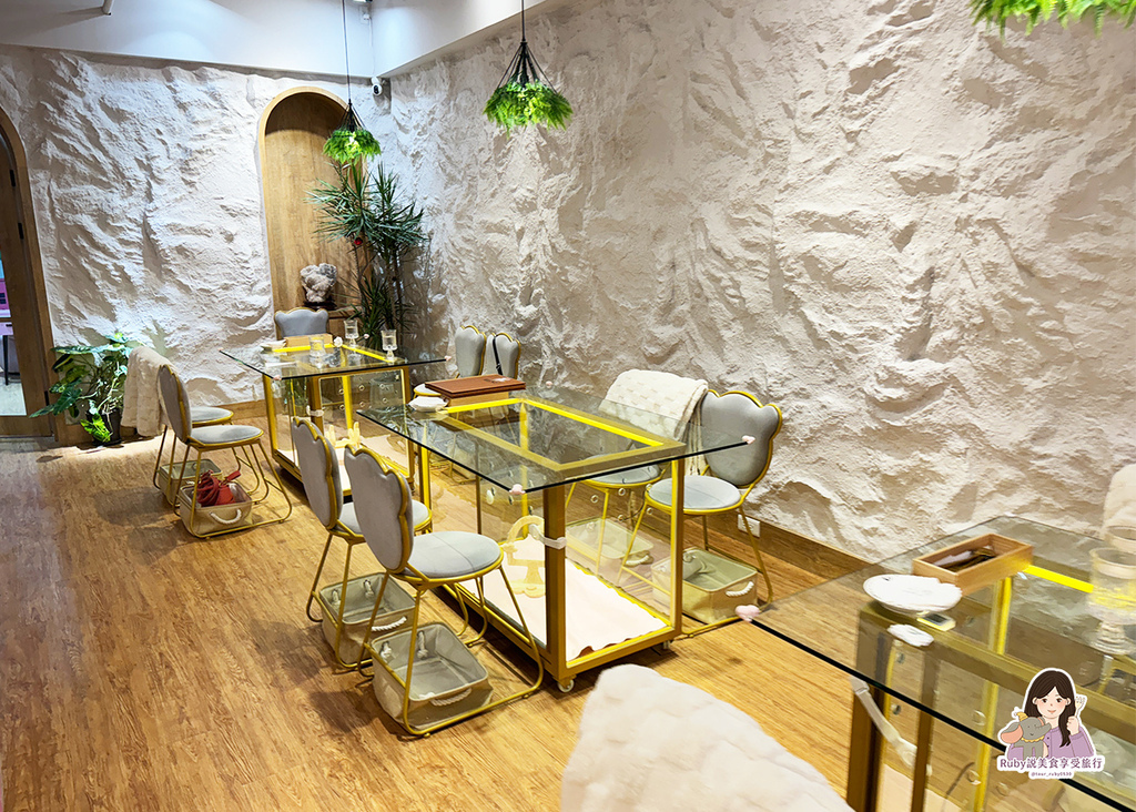 【南港龍貓咖啡廳】悠悠龍貓咖啡 -全台第一間龍貓互動餐廳,