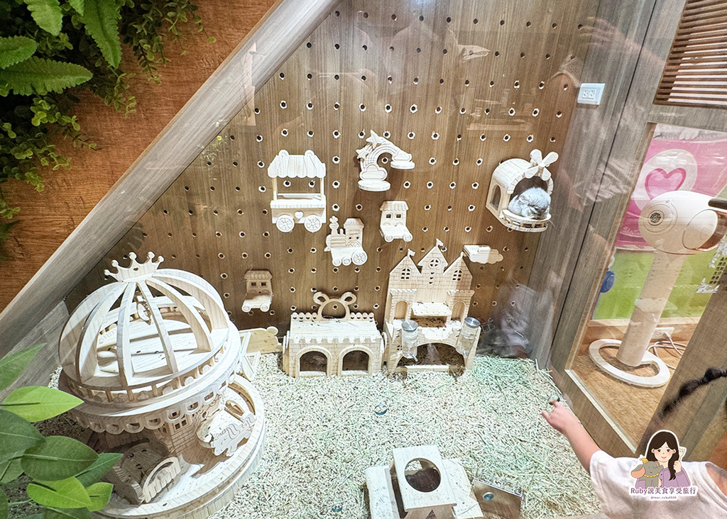 【南港龍貓咖啡廳】悠悠龍貓咖啡 -全台第一間龍貓互動餐廳,