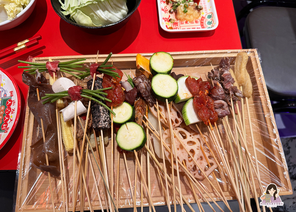 【大安區美食】壹直串麻辣鴛鴦附菜單,麻辣串串均一價12元,餐 【大安區美食】壹直串麻辣鴛鴦附菜單,麻辣串串均一價12元,餐