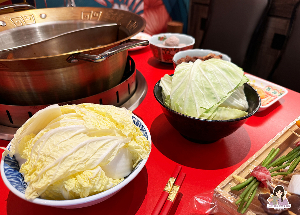 【大安區美食】壹直串麻辣鴛鴦附菜單,麻辣串串均一價12元,餐 【大安區美食】壹直串麻辣鴛鴦附菜單,麻辣串串均一價12元,餐