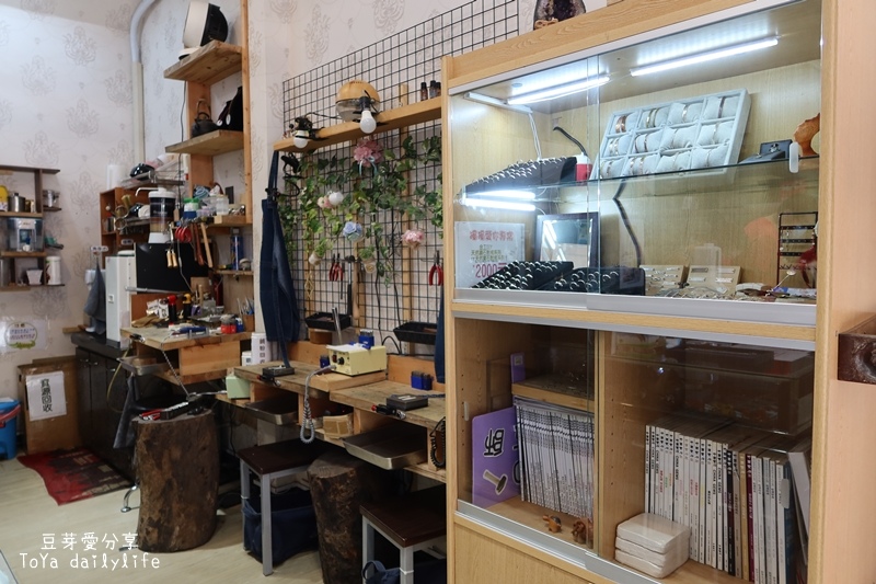 「承豐珠寶」自己的婚戒自己做 銀戒還可轉換成鉑金戒《豆芽忙結婚關於小物》 384 IMG_9821.JPG