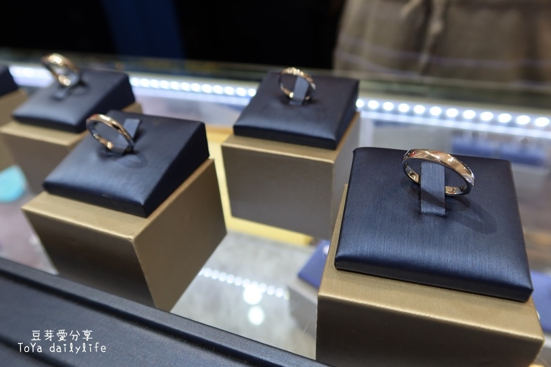 「承豐珠寶」自己的婚戒自己做 銀戒還可轉換成鉑金戒《豆芽忙結婚關於小物》 398 IMG_9826.JPG