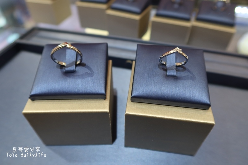 「承豐珠寶」自己的婚戒自己做 銀戒還可轉換成鉑金戒《豆芽忙結婚關於小物》 402 IMG_9829.JPG