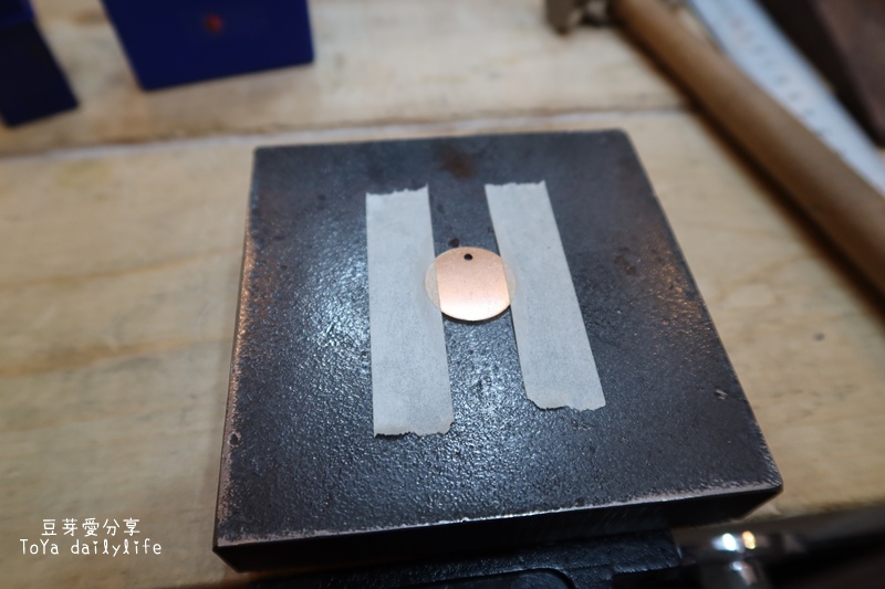 「承豐珠寶」自己的婚戒自己做 銀戒還可轉換成鉑金戒《豆芽忙結婚關於小物》 432 IMG_9854.JPG