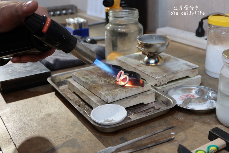 「承豐珠寶」自己的婚戒自己做 銀戒還可轉換成鉑金戒《豆芽忙結婚關於小物》 462 IMG_9875.JPG