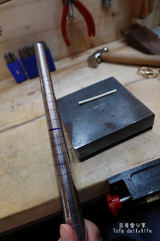 「承豐珠寶」自己的婚戒自己做 銀戒還可轉換成鉑金戒《豆芽忙結婚關於小物》 456 IMG_9870.JPG