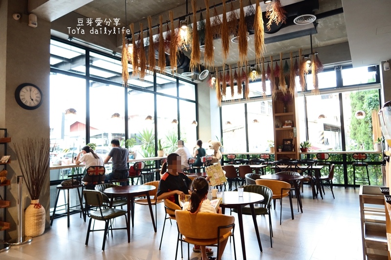 「田中文旅」具設計感且新穎的旅店,火車站步行3分鐘就到《豆芽愛住在彰化》 478 IMG_8619.JPG