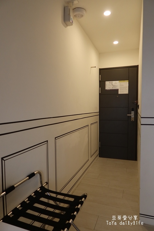 「田中文旅」具設計感且新穎的旅店,火車站步行3分鐘就到《豆芽愛住在彰化》 522 IMG_8639.JPG