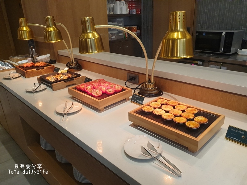 「康橋慢旅」早餐宵夜吃到飽,康橋系列最新質感旅館《豆芽愛住在台南》 560 20220109_070302.jpg