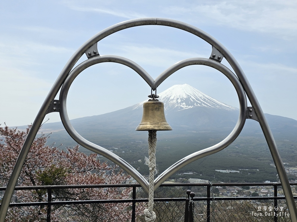 河口湖天上山公園｜ 搭纜車到天上山公園看富士山及河口湖美景🌱