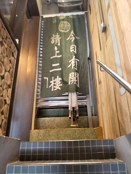 upload02.jpg upload02.jpg