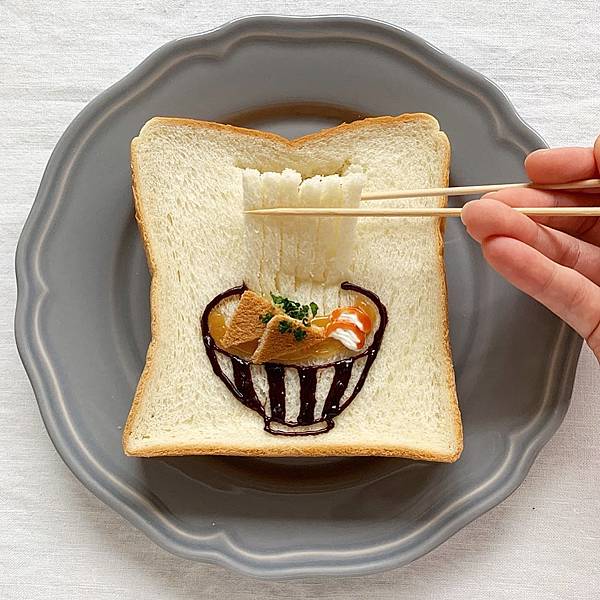 日本食物藝術家 森映子的「吐司迷你畫