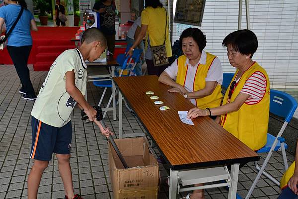 105.06.05 立蛋粽夏慶端午_2016.jpg