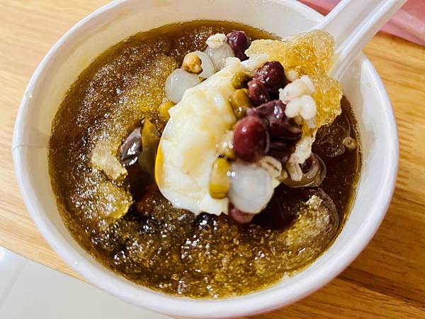 【午茶】*苗栗頭份*「珊瑚豆花」之特色碎冰糖水/綜合豆花(5