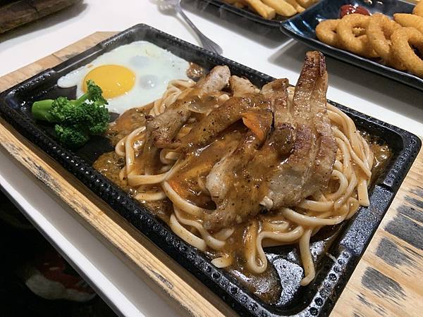 [食記] 嘉義市東區 樂野牛排