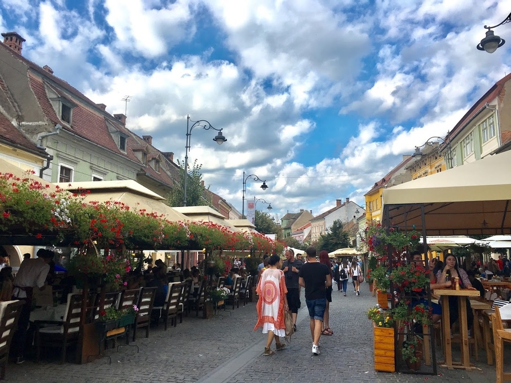 羅馬尼亞·錫比烏 Sibiu | 長眼睛的房子