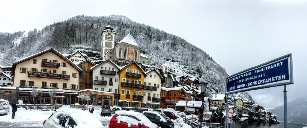 奧地利·哈爾施塔特 Hallstatt | 走進冰天雪地的童