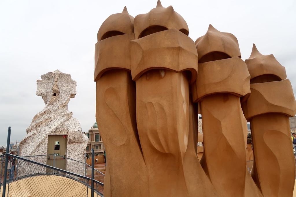 西班牙·巴塞隆拿 Barcelona | 高第建築巡禮 — 