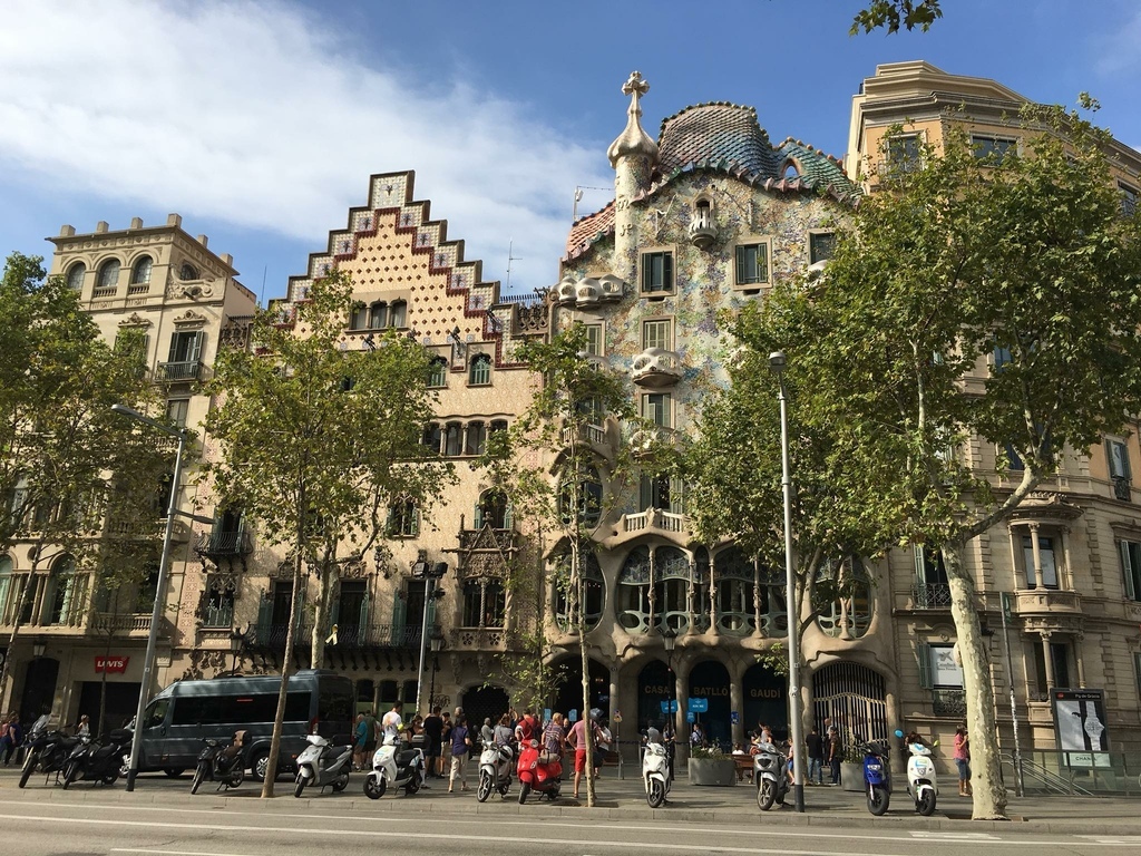 西班牙·巴塞隆拿 Barcelona | 不和諧街區與巴特略