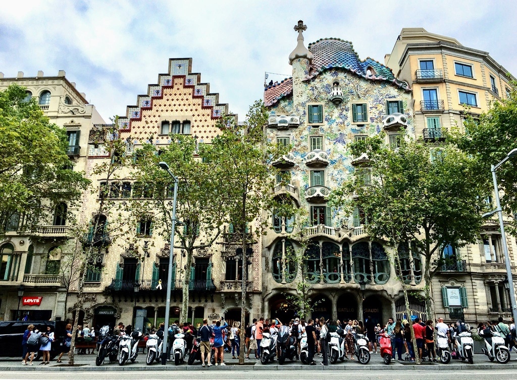 西班牙·巴塞隆拿 Barcelona | 不和諧街區與巴特略