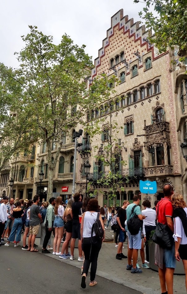 西班牙·巴塞隆拿 Barcelona | 不和諧街區與巴特略