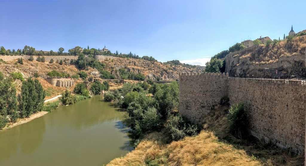 西班牙·托萊多 Toledo | (3) 城外回望古城風光