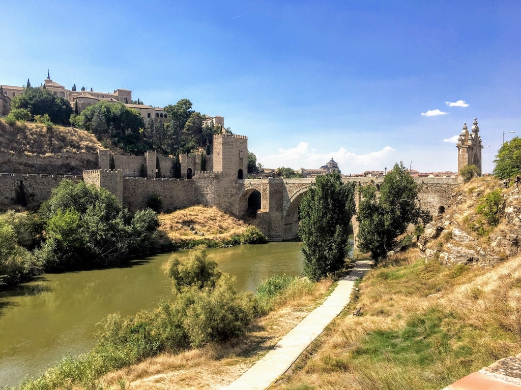 西班牙·托萊多 Toledo | (3) 城外回望古城風光