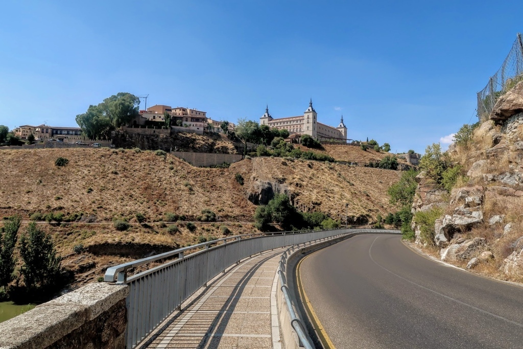 西班牙·托萊多 Toledo | (3) 城外回望古城風光