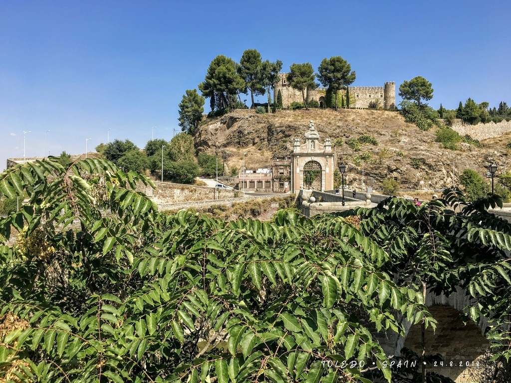 西班牙·托萊多 Toledo | (3) 城外回望古城風光